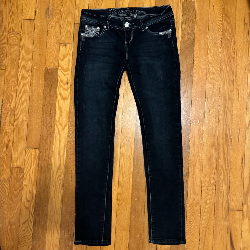 Low rise skinny jeans